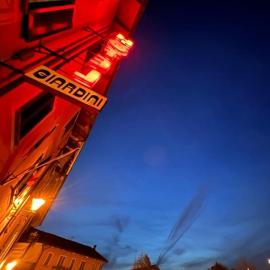 Hotel Giardini，位于布拉的酒店