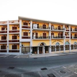 Aegeon Hotel，位于卡罗维西的酒店