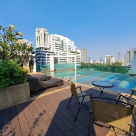 1 Bedroom in sukhumvit CBD 5 min to BTS Phromphong，位于Bang Kapi的酒店