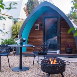 Jen's Garden Pods，位于格里菲斯的酒店