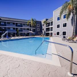 La Quinta Inn by Wyndham Tampa Near Busch Gardens，位于坦帕的酒店