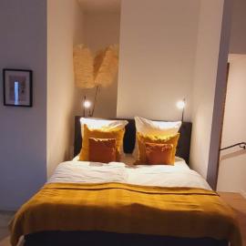 RüWellnessSuite I Rü-Stern I Messe I Klinikum，位于埃森的酒店