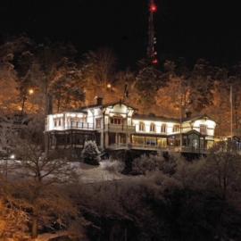 Albert Kök Hotell & Konferens，位于特罗尔海坦的酒店