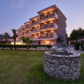 Hotel Sarti Beach，位于萨尔蒂的酒店