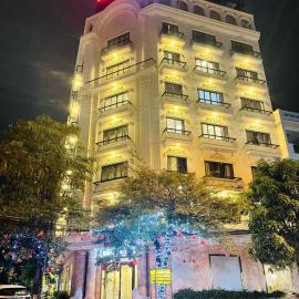 DOMINIC HOTEL