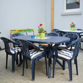 Ferienwohnung Hug，位于灵斯海姆的酒店
