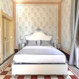 Luxury Liberty House - VILLA & SPA，位于阿尔盖罗的酒店
