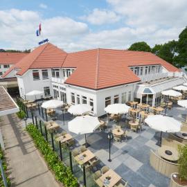 Fletcher Hotel-Restaurant ‘s-Hertogenbosch，位于登博斯的酒店