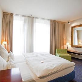 Hotel Lehmeier,位于诺伊马克特的酒店
