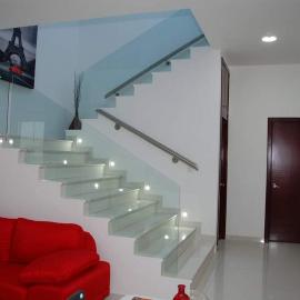 Hotel Cermar Plaza，位于La Barca的酒店