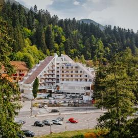 Hotel Tusnad，位于伯伊莱图什纳德的酒店