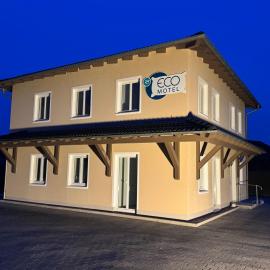 Eco Motel,位于Wallersdorf的酒店