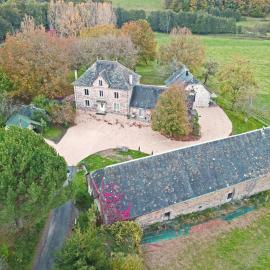 Domaine de la Clauzade，位于Saint-Germain-les-Vergnes的酒店