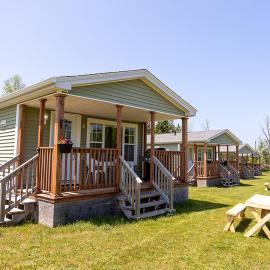 Fiddler's Green Country Cottages，位于布拉克利海滩的酒店