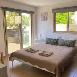 Comfy Apartment Near Paphos，位于Yeroskipou的酒店