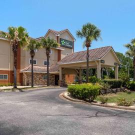 Extended Stay America Select Suites - Destin - US 98 - Emerald Coast Pkwy,位于德斯坦的酒店