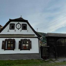 Erdélyi parasztház，位于Veţca的酒店