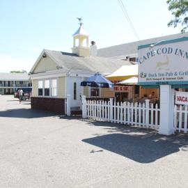 Cape Cod Inn，位于海恩尼斯的酒店