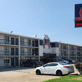 Motel 6 Houston, TX - Medical Center - NRG Stadium，位于休斯顿的酒店