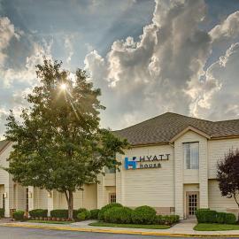 Hyatt House Mount Laurel，位于劳雷尔山的酒店