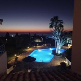 Sunset & Seaview at Tala Avli，位于Tala的酒店