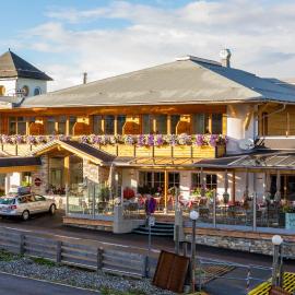 Hotel Nassfeld，位于索内纳尔佩·纳斯费尔德的酒店