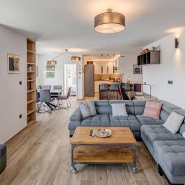 Bells & Whistles, Comfortable Condo，位于斯普利特的酒店