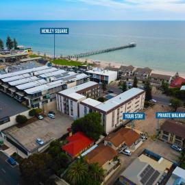 Henley Hideaway，位于Henley Beach的酒店