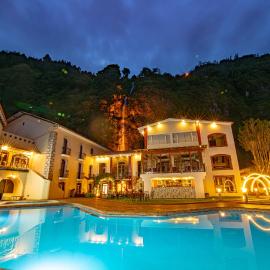Sangay Spa Hotel，位于巴尼奥斯的酒店