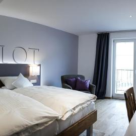 Weingut Lehnert-Veit Gutshotel,位于皮斯波尔特的酒店