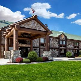 Bass Pro Shops Angler's Lodge，位于斯普林菲尔德的酒店