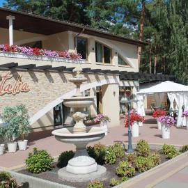 Hotel Vitalia，位于博茨科沃的酒店