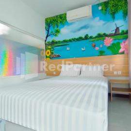 Joy Homestay Near UMJ Jember Mitra RedDoorz，位于任抹的酒店