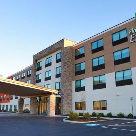 Holiday Inn Express Oneonta by IHG，位于奥尼昂塔的酒店