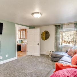Rexburg Escape w/ Fenced Yard + Covered Patio!，位于雷克斯堡的酒店