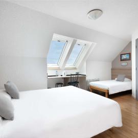 Brit Hotel Iroise Brest，位于普卢加斯泰勒-达乌拉斯的酒店