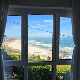 Swept Away Guesthouse，位于伊泽芳登的酒店