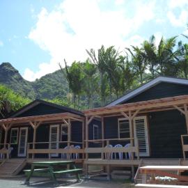 Shanti Bungalow，位于小笠原的酒店