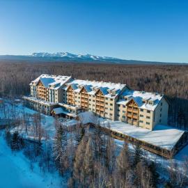 DoubleTree by Hilton Changbaishan Hot Spring，位于安图县的酒店