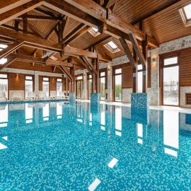 Casa Dinainte SPA Resort，位于Sălicea的酒店
