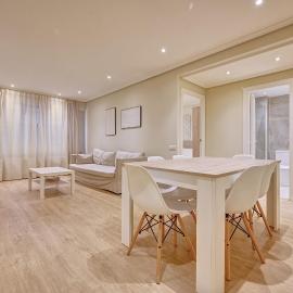 La paz home by Clabao