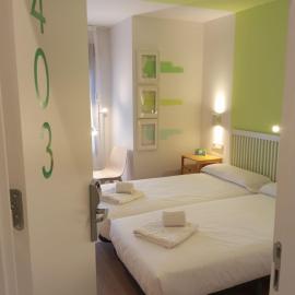 Hotel Virgen de Covadonga，位于坎加斯-德奥尼斯的酒店