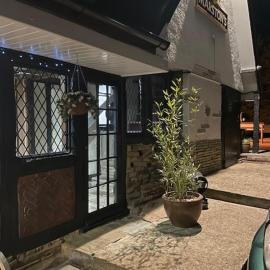Chequers Country Inn,位于拉特沃思的酒店