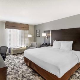 Best Western Plus Fairburn Atlanta Southwest，位于费尔本的酒店