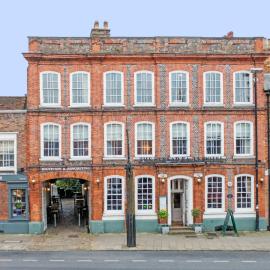 The Spread Eagle Hotel，位于泰姆的酒店