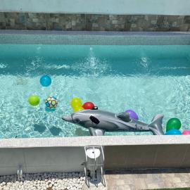 Casa de descanso con piscina Galileos，位于莱昂的酒店