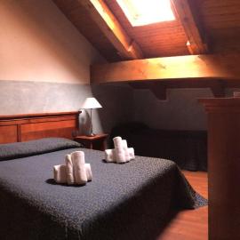 Hotel Clari，位于克拉维埃的酒店