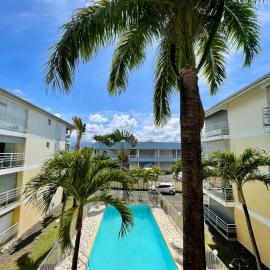 Appartement cosy en ville，位于拜马欧的酒店