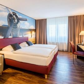 Airways Hotels Frankfurt Airport West，位于劳恩海姆的酒店