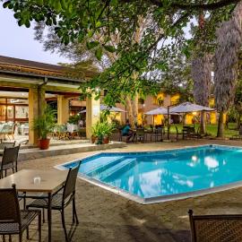 Hotel Numbi & Garden Suites，位于雾观的酒店